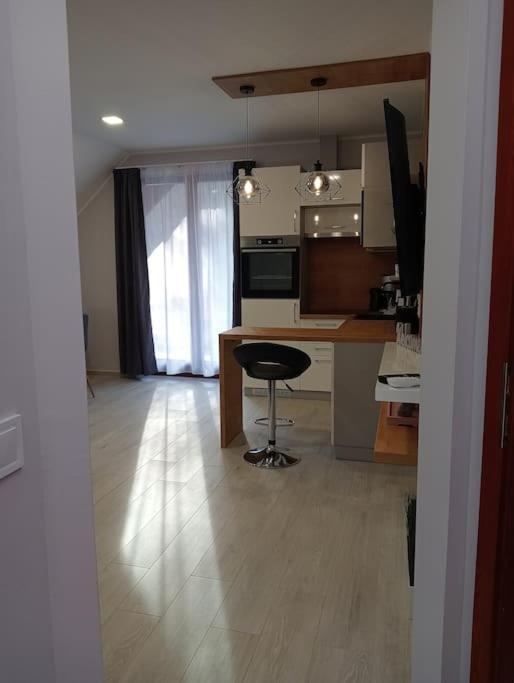 Star Apartman Zalacsány Esterno foto